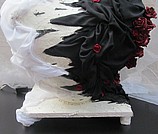 H014 Briefherz schwarz weiß mit Licht und Rosen